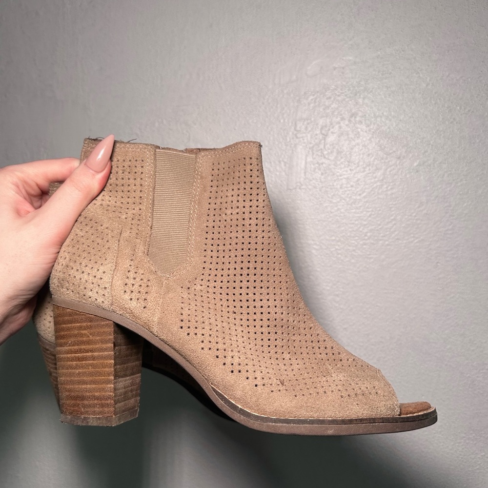 Toms Heeled Boots - Picture 4 of 8